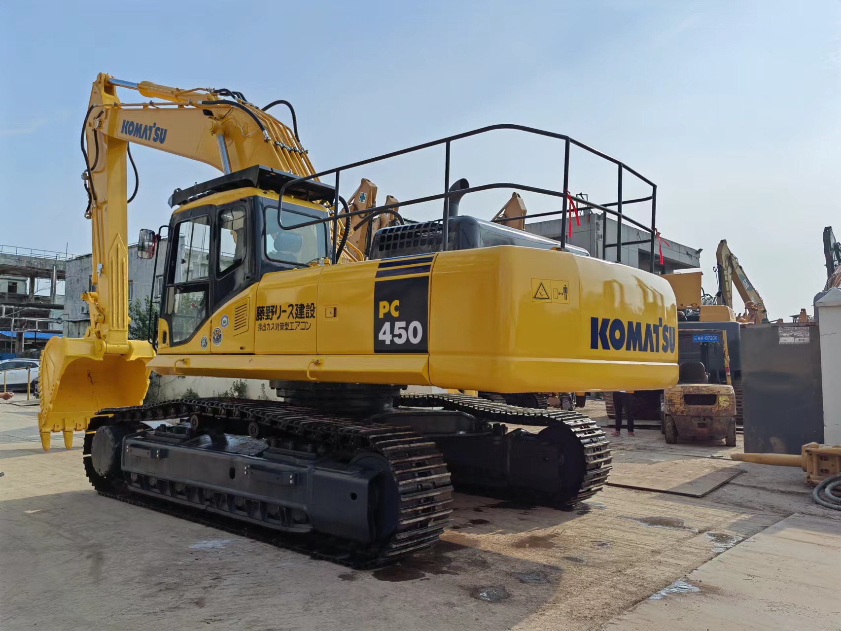 Used Komatsu PC450-7 Excavator